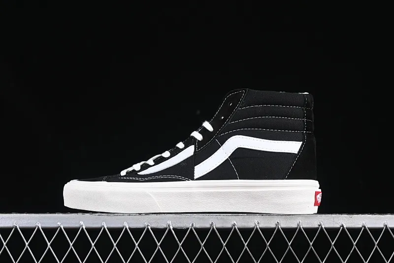 All categories Vans Vans series Vans Hi Vans high-top Vans Clash The Wall Vans fashion high-top casual sneakers VN000CNKBA2